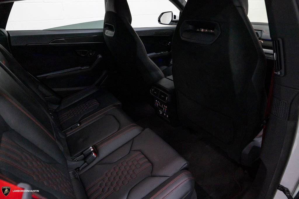 Used 2023 Lamborghini Urus Performante AWD/4WD image 42