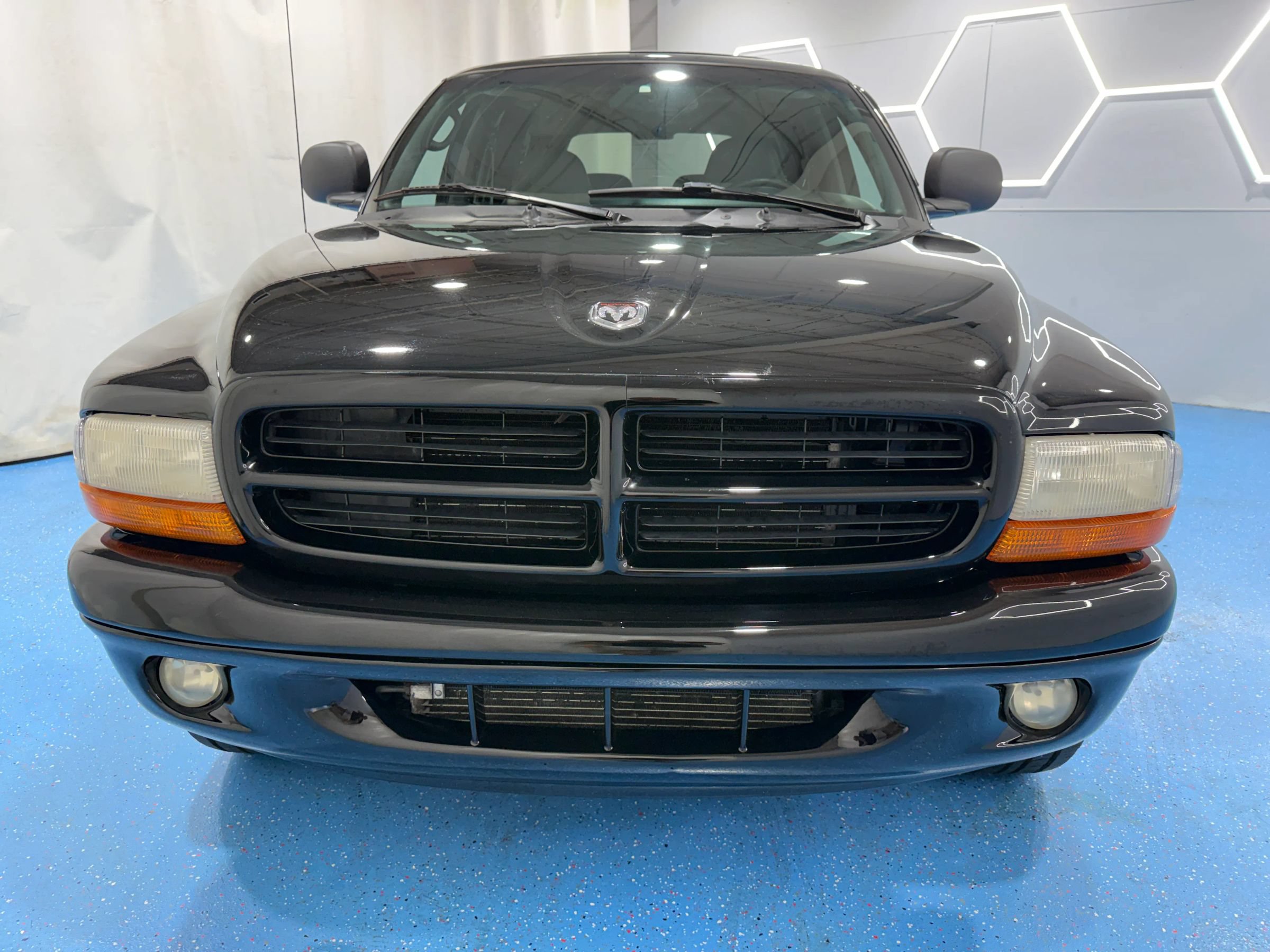 Used 2000 Dodge Durango 4WD image 9
