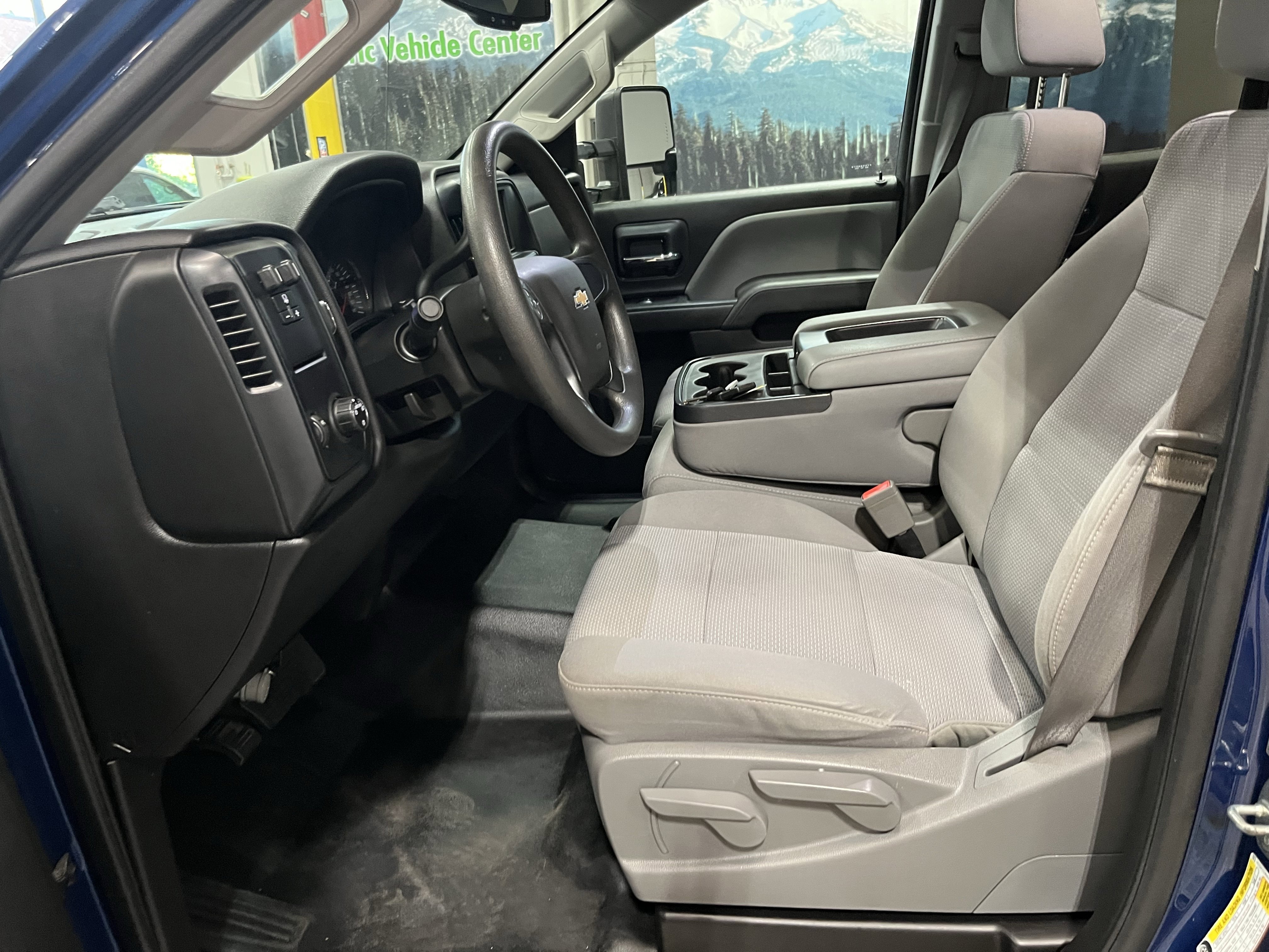 Used 2016 Chevrolet Silverado 3500 W/T w/ WT Convenience Package RWD image 2