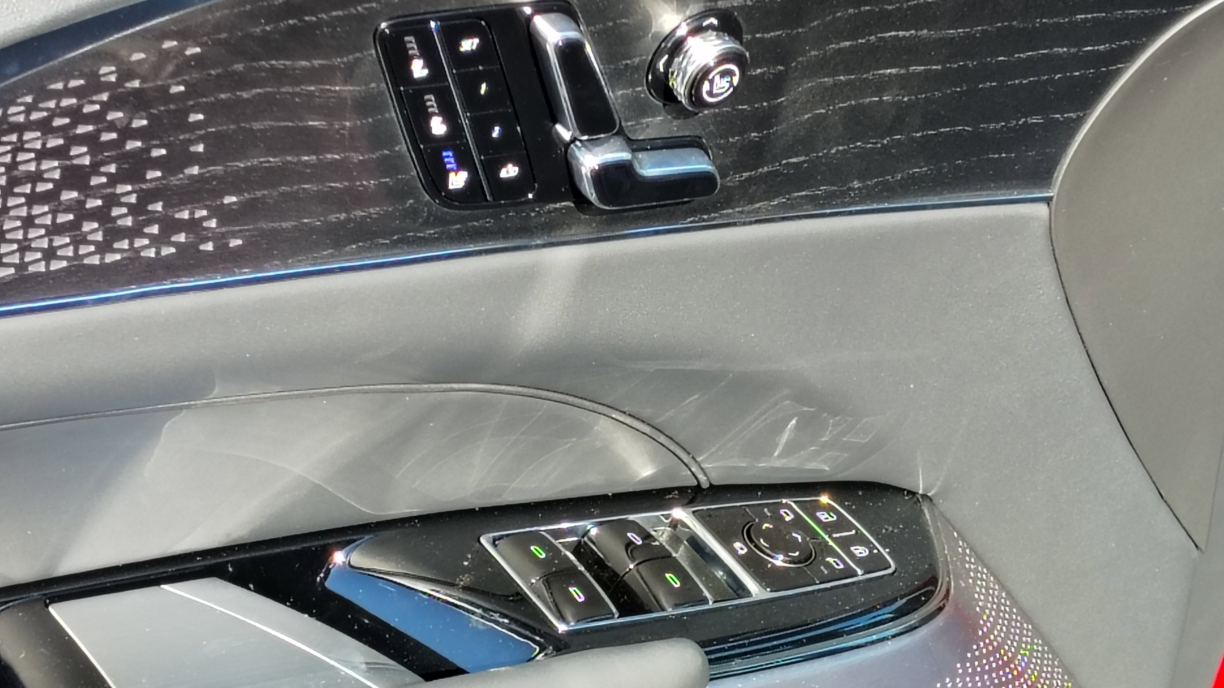 New 2026 Cadillac Lyriq V w/ LPO, Floor Liner Package image 10