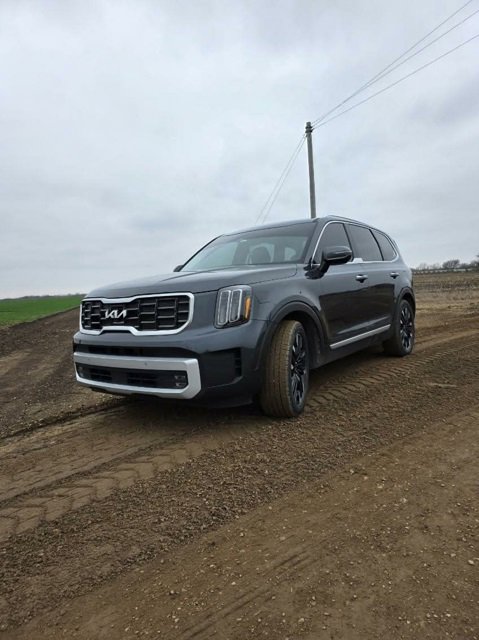 Used 2024 Kia Telluride SX Prestige image 3