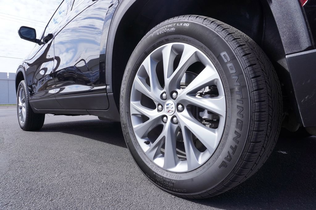 Certified 2025 Buick Enclave Preferred image 6