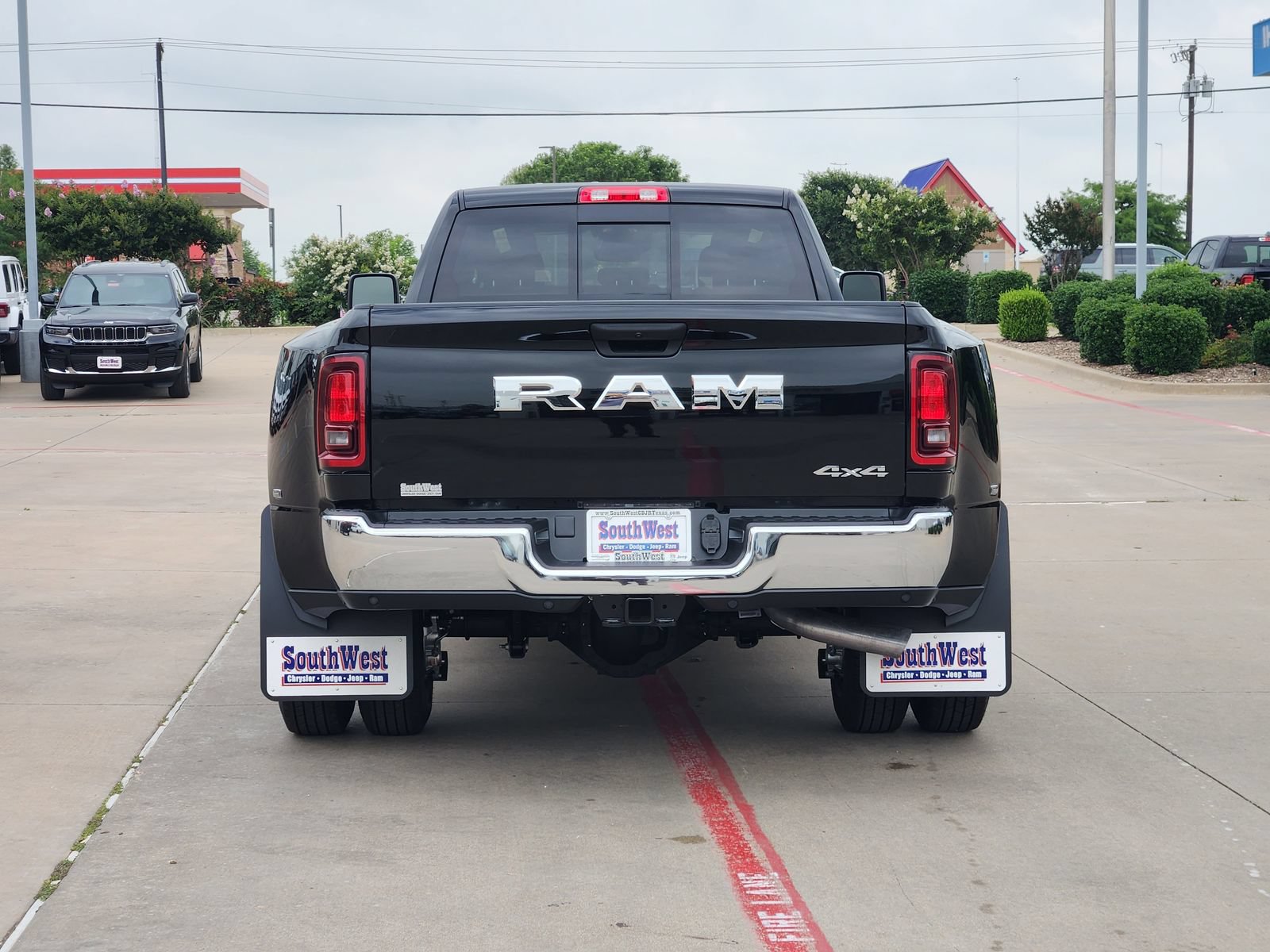 New 2026 RAM 3500 Tradesman AWD/4WD image 8