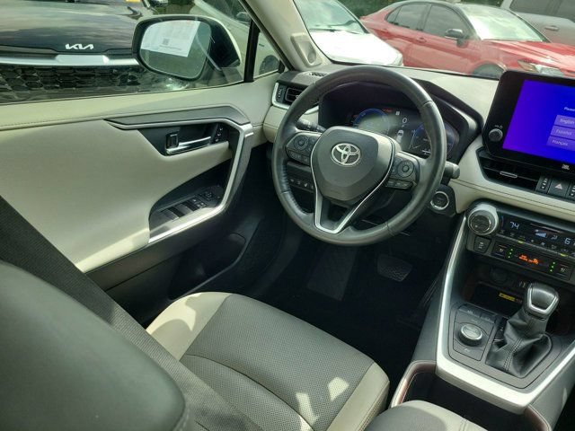 Used 2024 Toyota RAV4 Limited w/ Advanced Technology Package AWD/4WD image 22