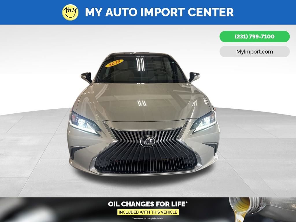 Used 2019 Lexus ES 350 350 Luxury w/ Accessory Package 2 image 2