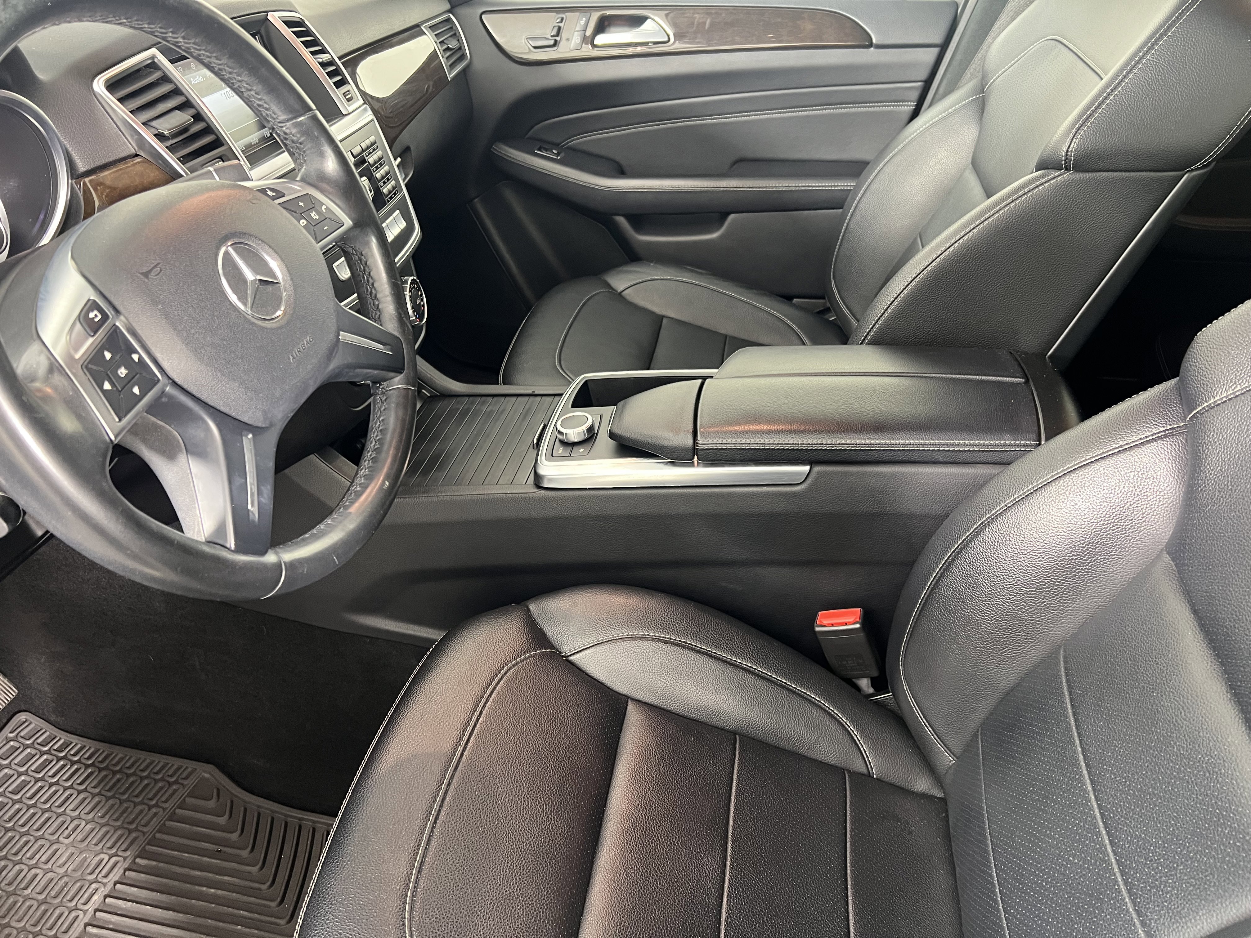 Used 2015 Mercedes-Benz ML 350 4MATIC image 4