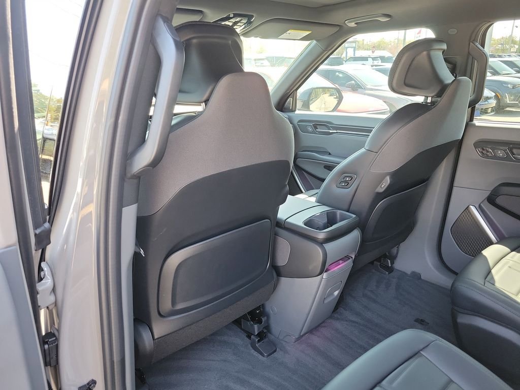 New 2026 Kia EV9 Land AWD/4WD image 18