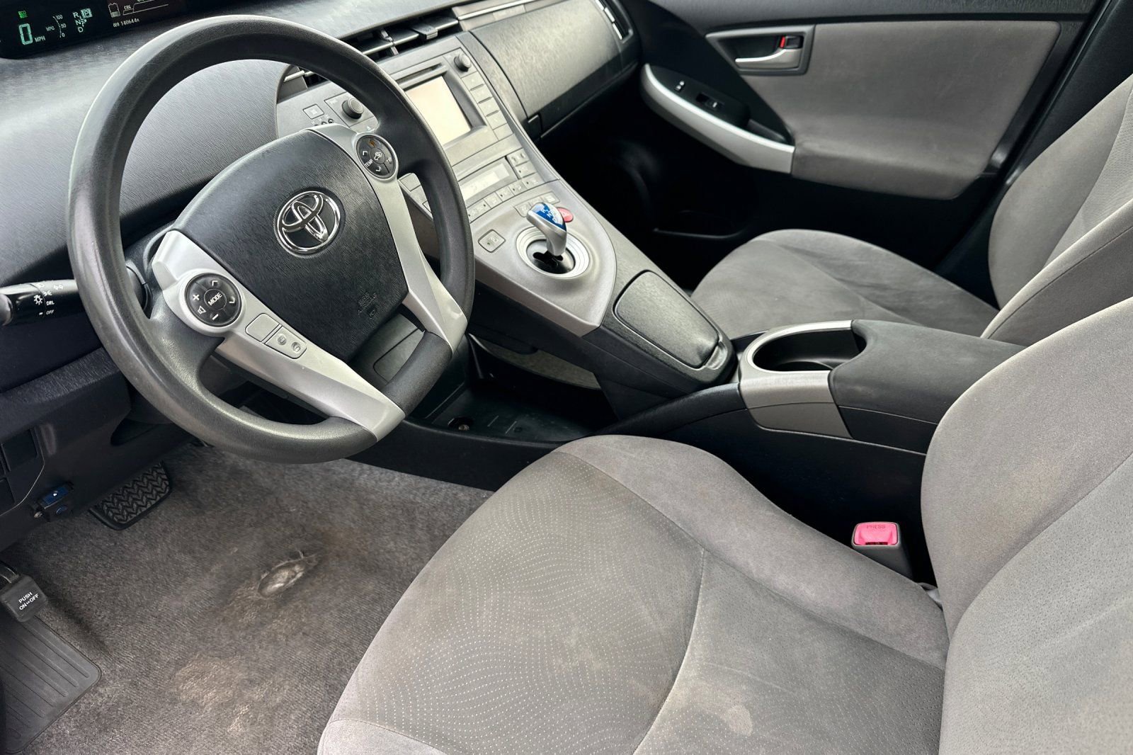 Used 2013 Toyota Prius Two image 10