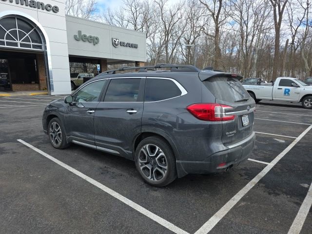Used 2023 Subaru Ascent Touring image 7