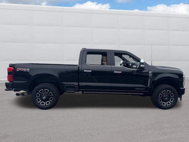 Used 2024 Ford F350 Platinum w/ FX4 Off-Road Package image 7