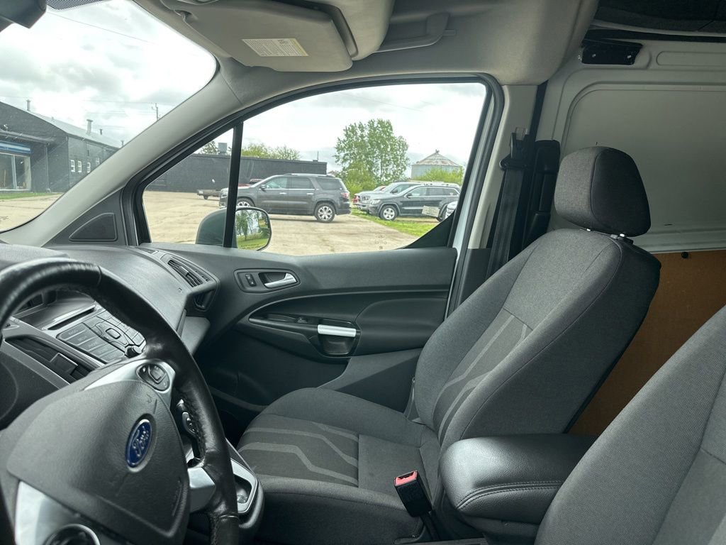 Used 2017 Ford Transit Connect XLT FWD image 16