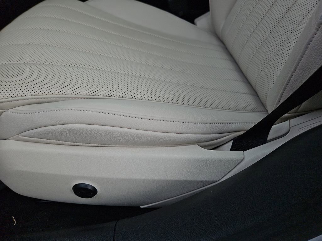 Used 2024 Mercedes-Benz E 450 4MATIC Sedan image 21