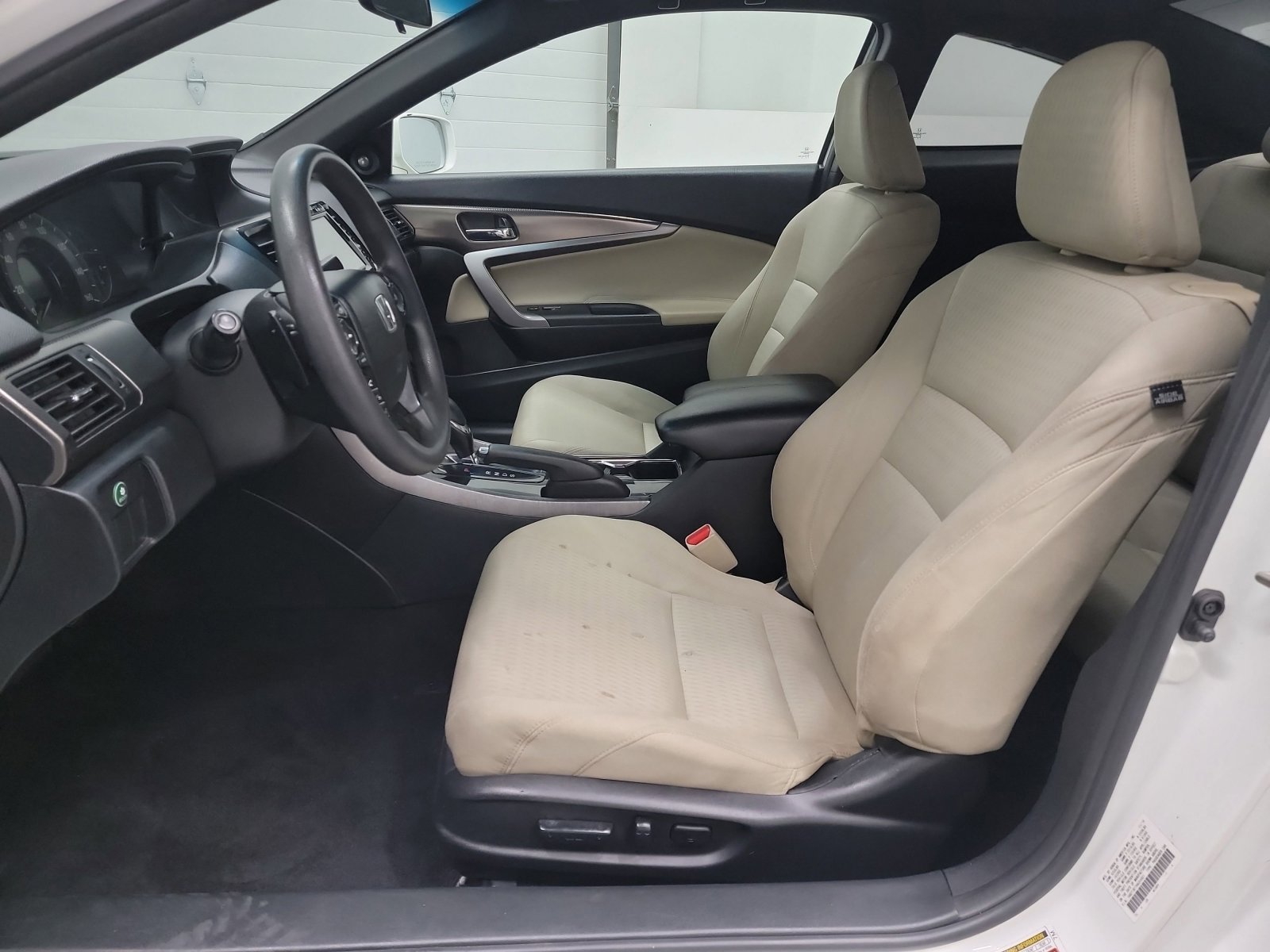 Used 2017 Honda Accord EX image 12