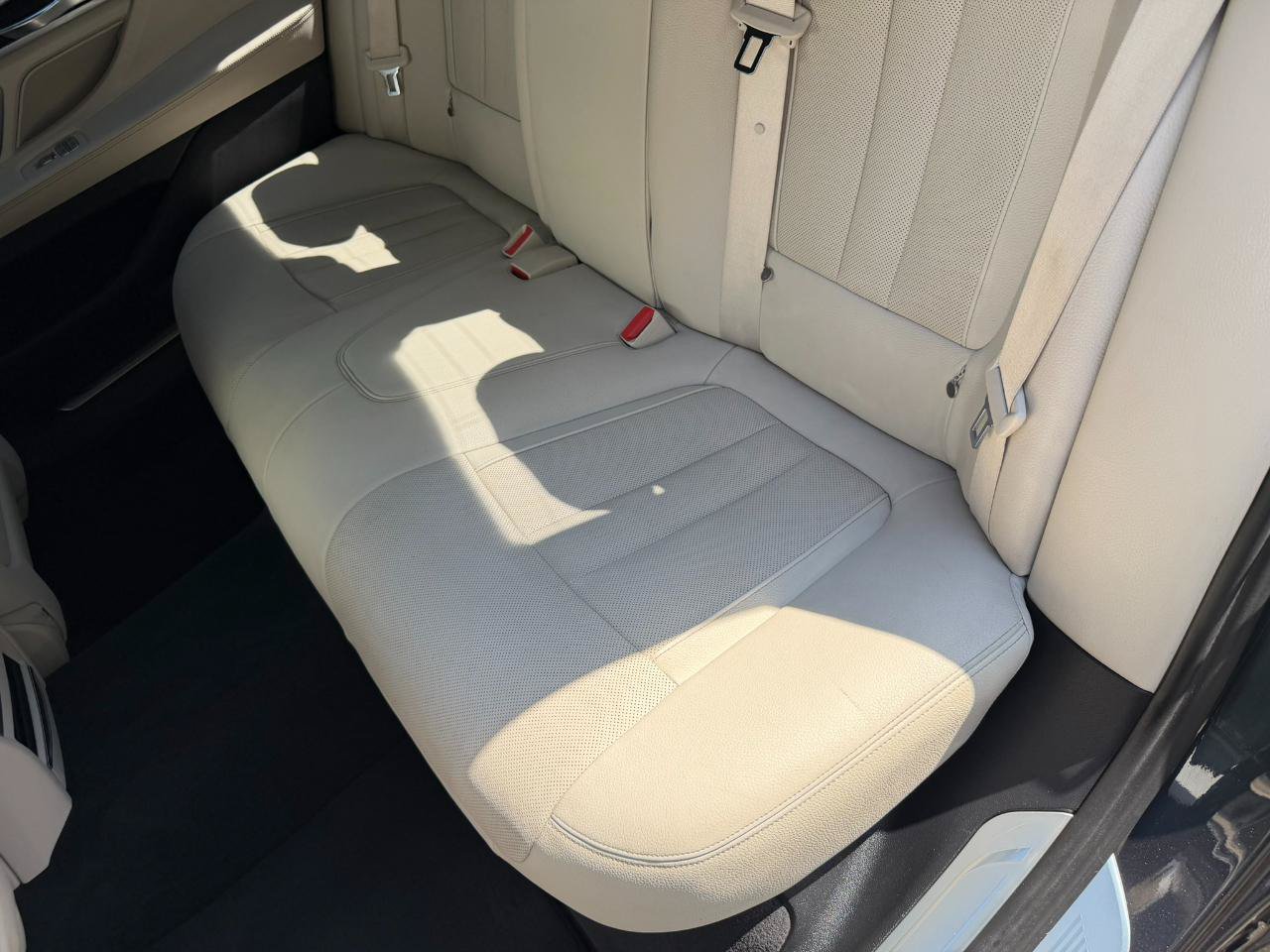 Used 2017 BMW 740i RWD image 45