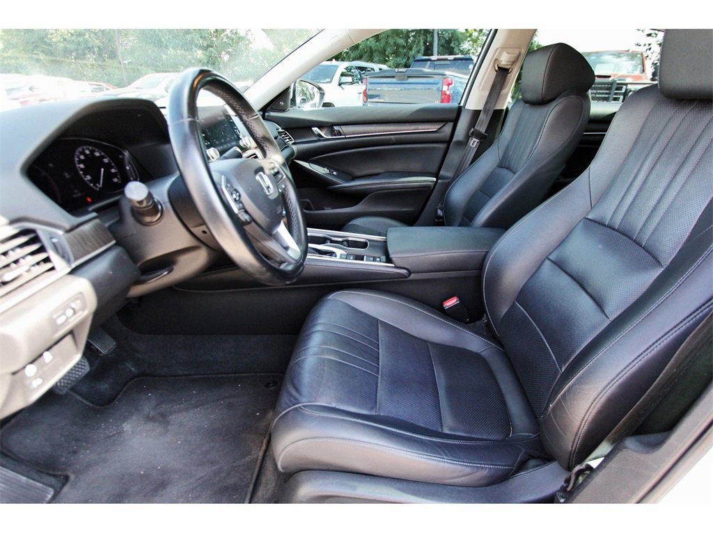 Used 2022 Honda Accord EX-L image 32