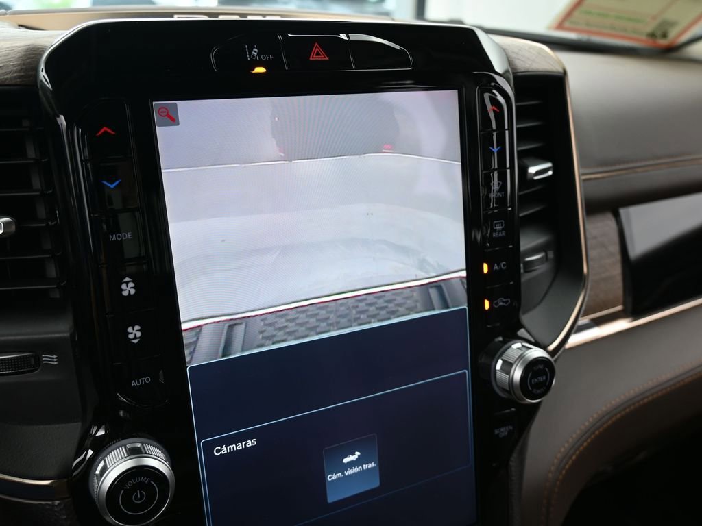 Used 2025 RAM 1500 Limited image 26