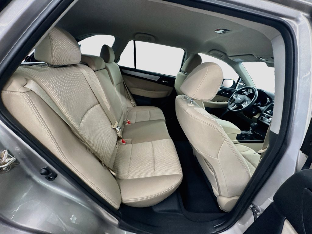 Used 2017 Subaru Outback 2.5i Premium AWD/4WD image 29