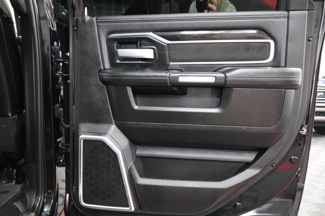 Used 2019 RAM 2500 Laramie w/ Black Appearance Package AWD/4WD image 66