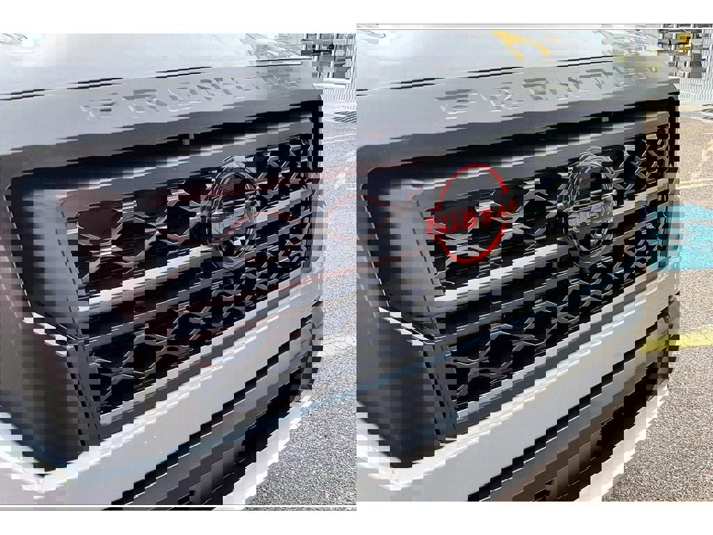 Used 2024 Nissan Frontier PRO-4X w/ Pro Premium Package AWD/4WD image 32