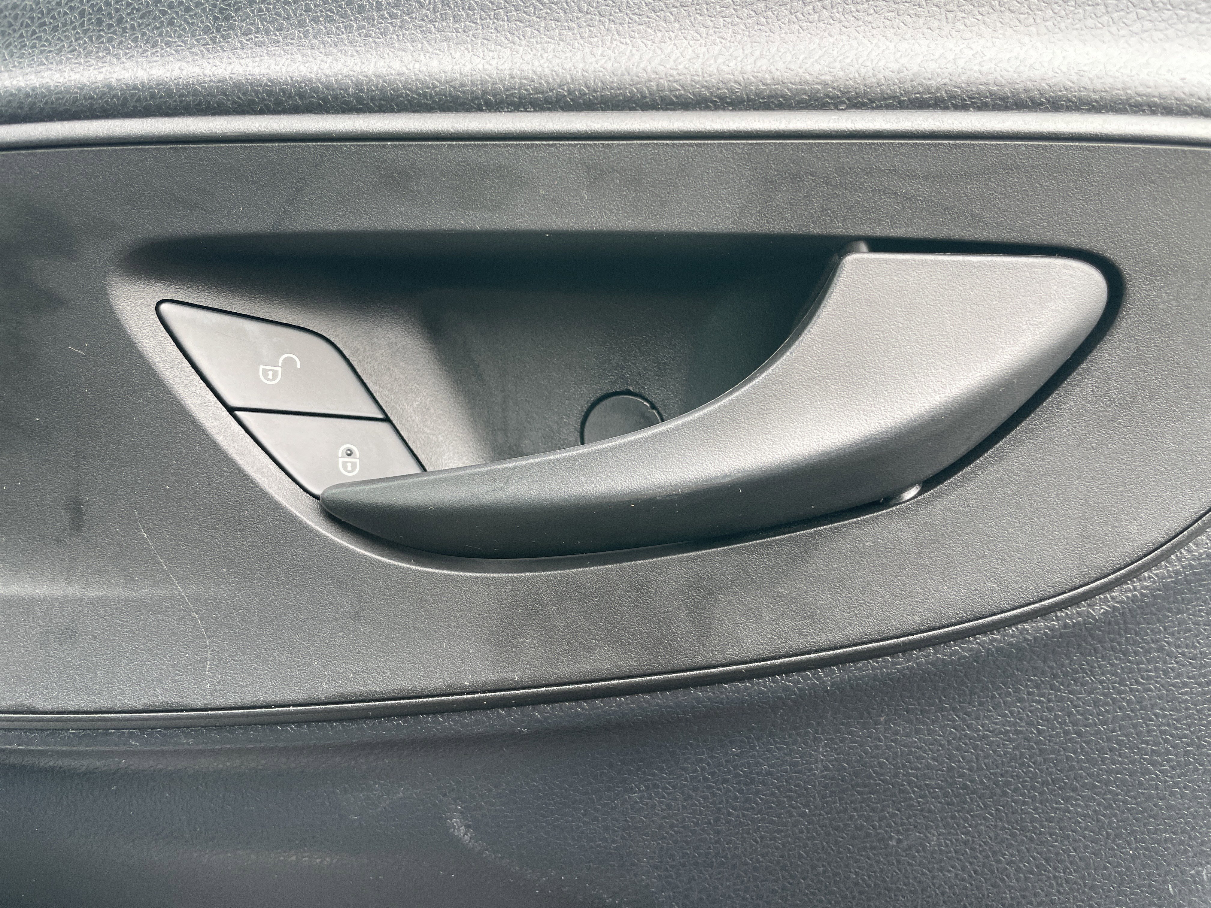 Used 2019 Mercedes-Benz Sprinter 1500 image 11