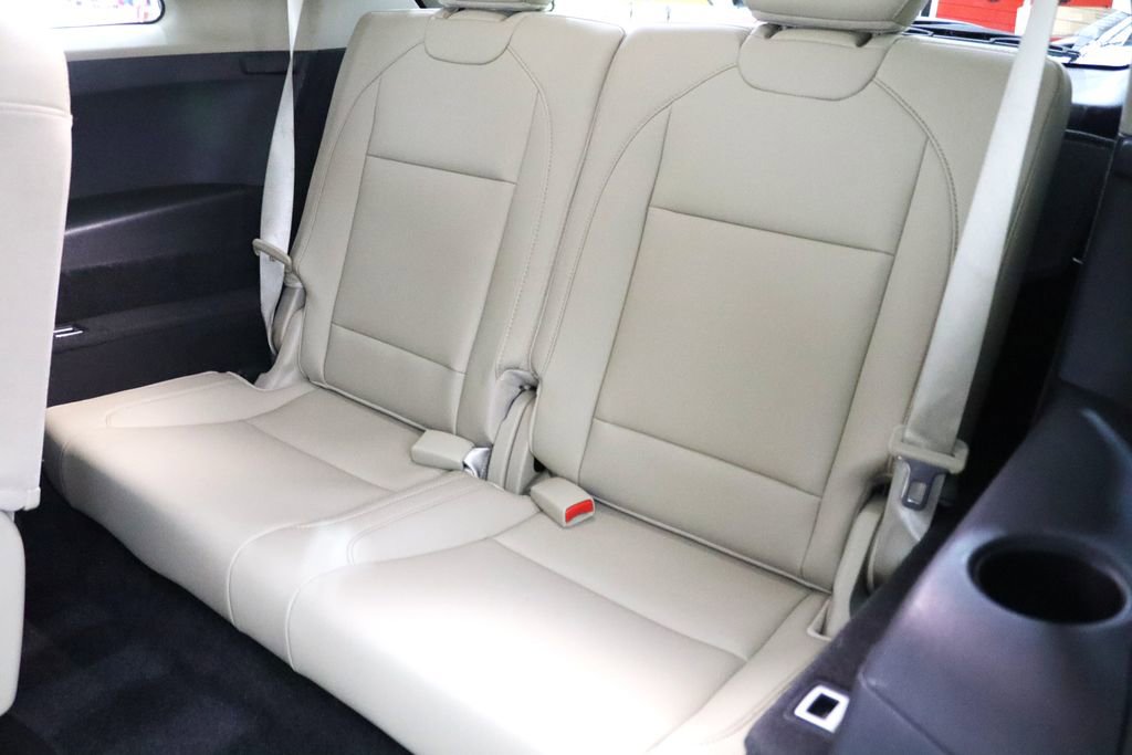 Certified 2017 Acura MDX SH-AWD w/ Technology Package image 10
