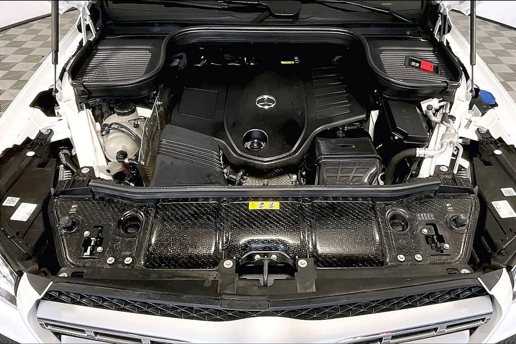 Used 2023 Mercedes-Benz GLS 450 GLS 450 image 9
