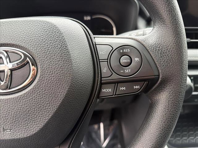 Used 2025 Toyota RAV4 LE image 16