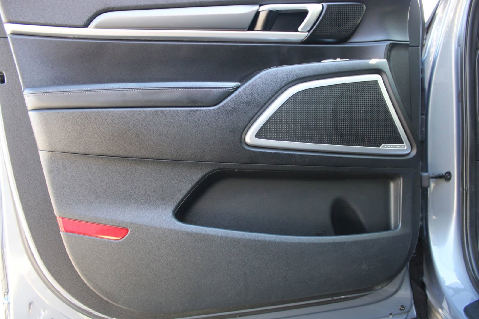 Used 2021 Kia Telluride LX FWD image 15