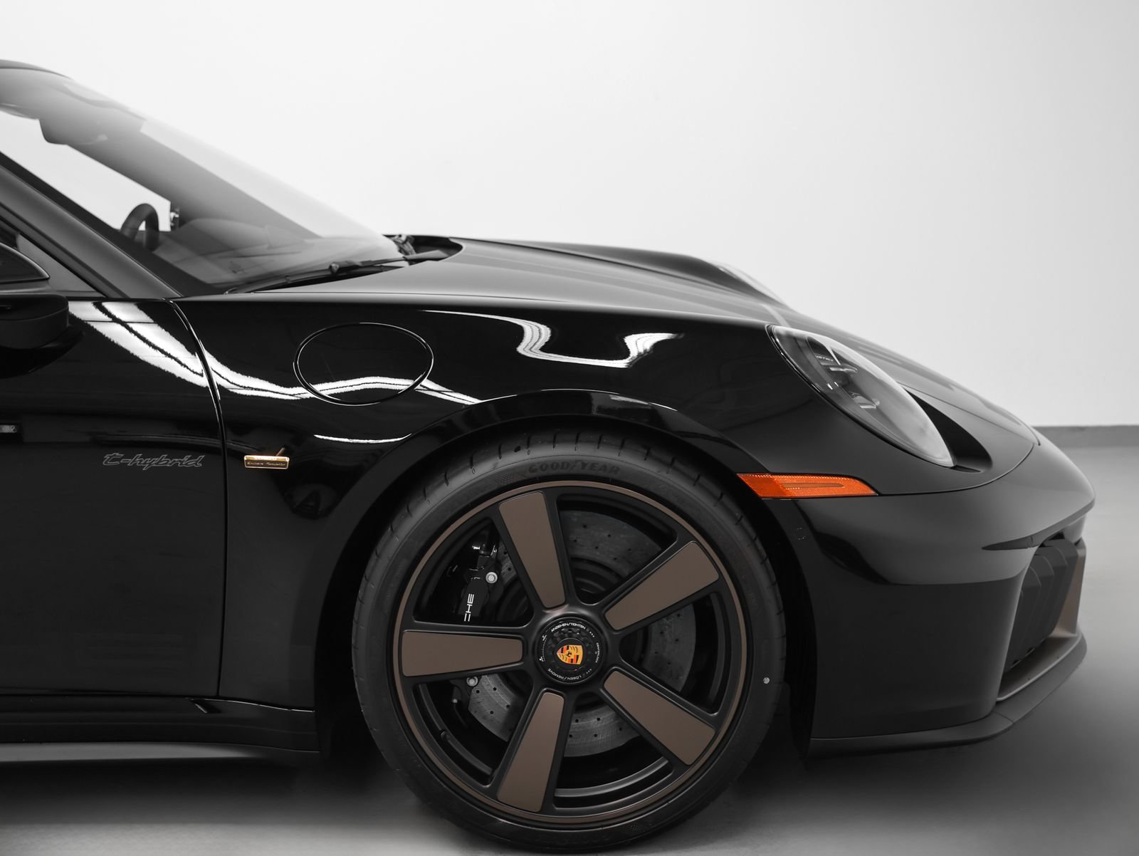 New 2026 Porsche 911 GTS RWD image 18