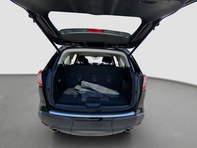 Used 2022 Subaru Ascent Premium w/ Convenience Package AWD/4WD image 7