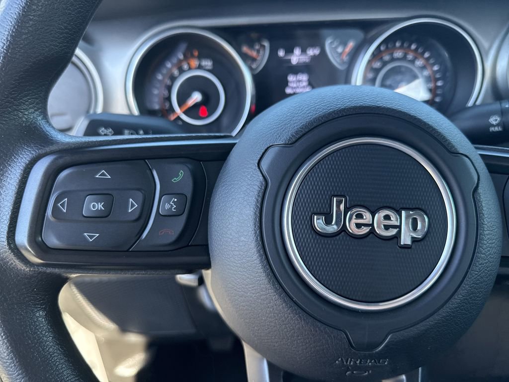 Used 2022 Jeep Gladiator Sport w/ Trailer Tow Package image 25