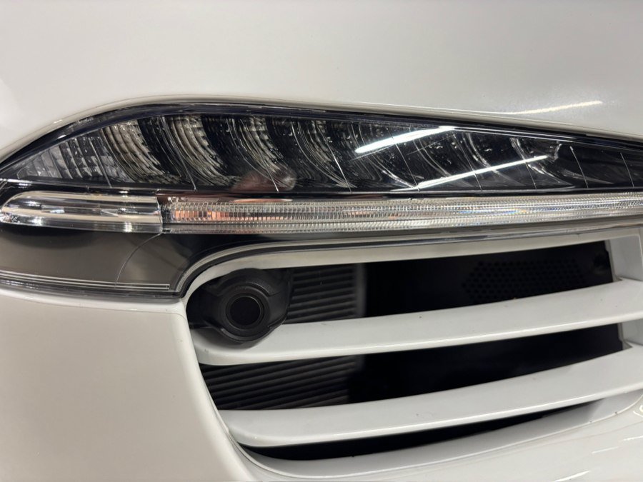 Used 2016 Porsche 911 Carrera 4 GTS AWD/4WD image 12