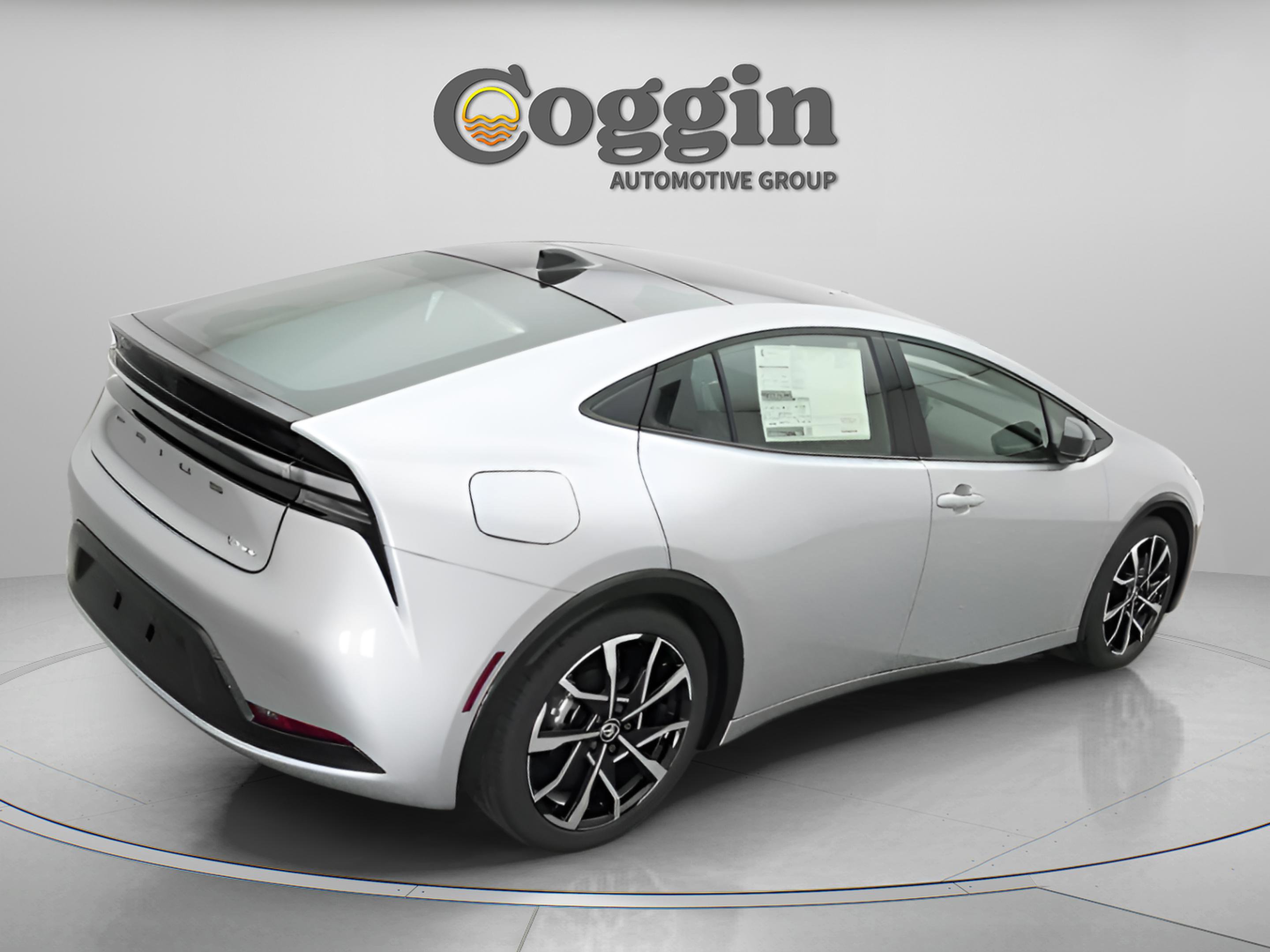 New 2025 Toyota Prius Plug-In Hybrid FWD image 18