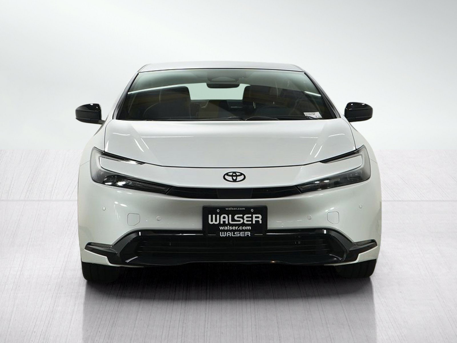 Used 2025 Toyota Prius AWD image 8