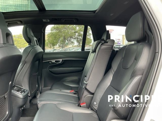 Used 2020 Volvo XC90 T5 Momentum w/ Protection Package Premier FWD image 32