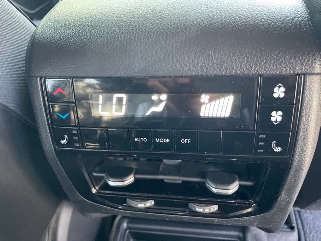 Used 2021 Jeep Grand Cherokee L Limited AWD/4WD image 39