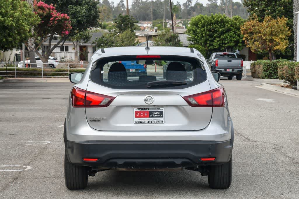 Used 2019 Nissan Rogue Sport S w/ Appearance Package FWD image 8
