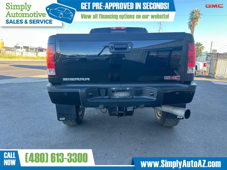 Used 2013 GMC Sierra 2500 Denali w/ Suspension Package, Off-Road image 13