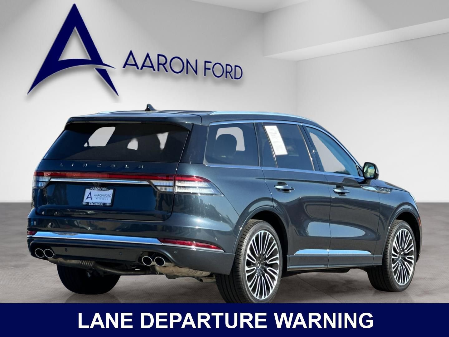 Used 2024 Lincoln Aviator Black Label AWD/4WD image 6