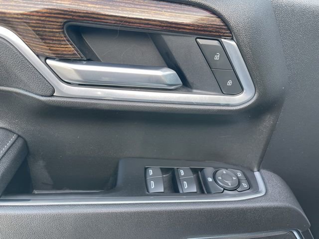 Certified 2025 GMC Sierra 1500 Elevation image 15