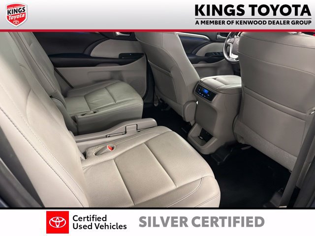 Certified 2018 Toyota Highlander Limited w/ Protection Package #3 AWD/4WD image 16