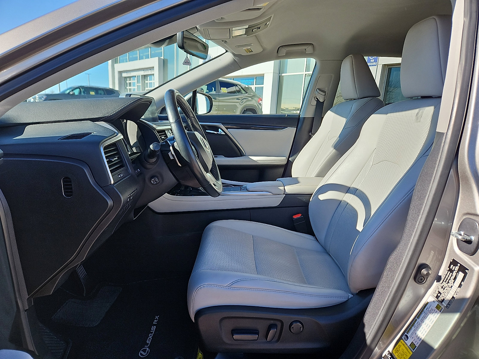 Used 2020 Lexus RX 350 AWD image 11