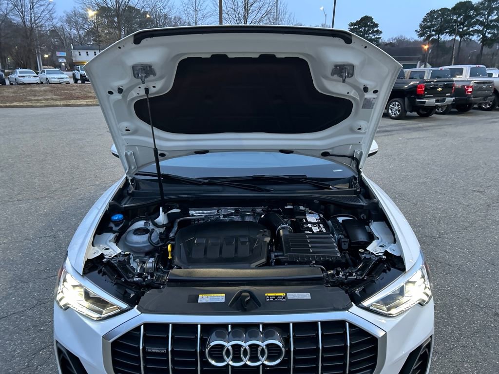Used 2025 Audi Q3 2.0T Premium image 11