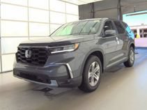 Used 2025 Honda Pilot EX-L image 18