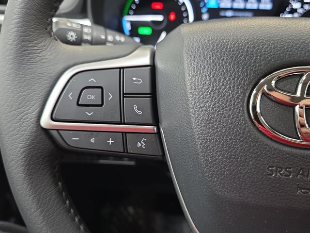 Certified 2026 Toyota Sienna XLE FWD image 13