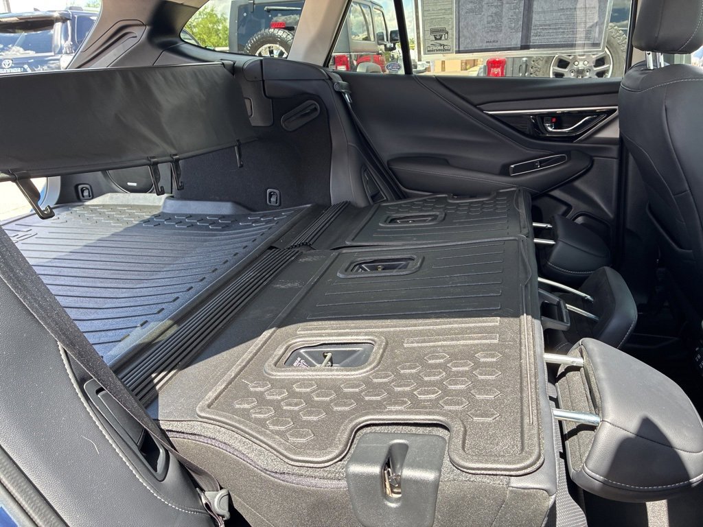 Used 2022 Subaru Outback Limited image 24