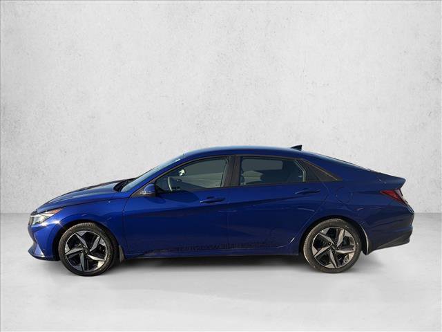 Used 2023 Hyundai Elantra SEL w/ Convenience Package FWD image 2