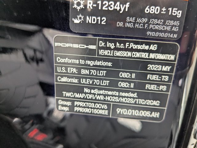 Used 2023 Porsche Cayenne Platinum Edition AWD/4WD image 26