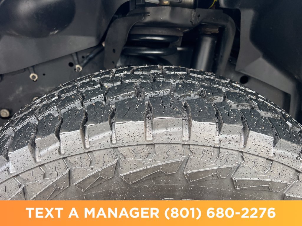 Used 2024 RAM 2500 Tradesman w/ Chrome Appearance Group AWD/4WD image 8