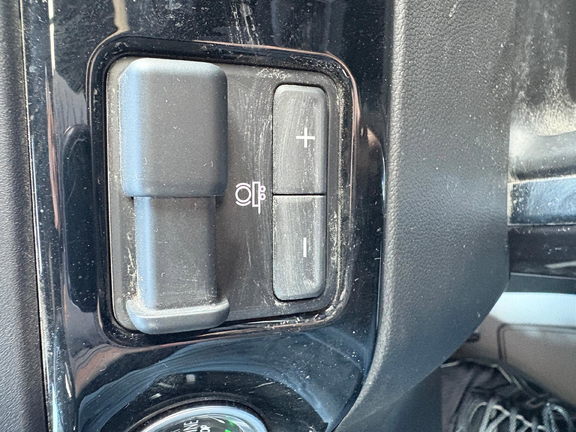 Used 2024 Chevrolet Silverado 2500 LTZ w/ LTZ Plus Package image 26